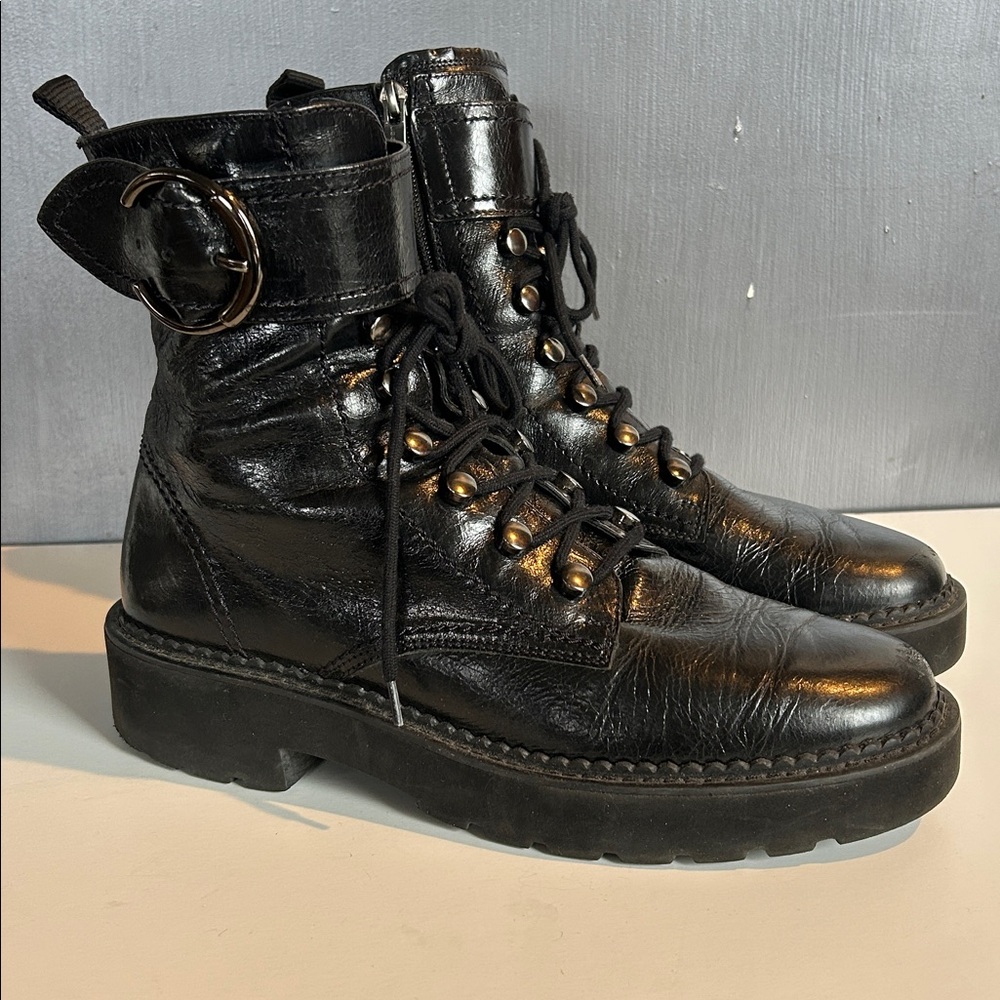 Paul Green Jessie Lug combat boots 
Black leather